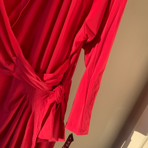 NWT / Tiana B. / Bright Pink / Wrap Style / Fitted / Midi Dress - Picture 5 of 10
